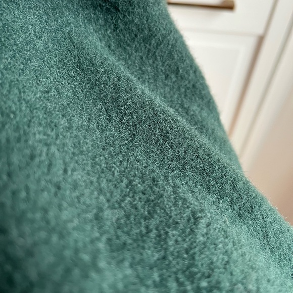 NOT AVAILABLE Stretchy bodycon knit Aritzia dress - Picture 3 of 4